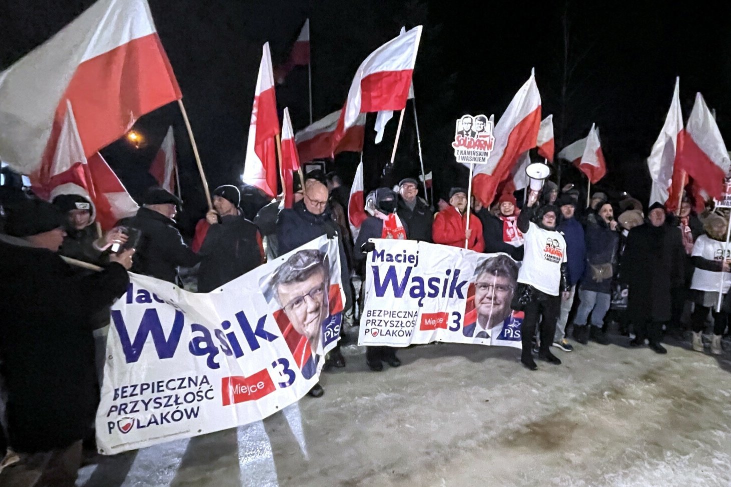 Nagły zwrot akcji ws. Wąsika i Kamińskiego. Wyjdą dziś z więzień?