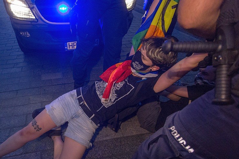 Jeden z największych niemieckich dzienników alarmuje ws. sytuacji w Polsce i nagonce na gejów, lesbijki i osoby transseksualne.