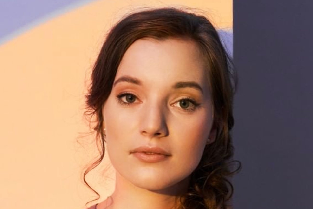 Sanah zachwyciła na gali Bestsellery Empiku 2021. Jaką sukienkę ubrała?