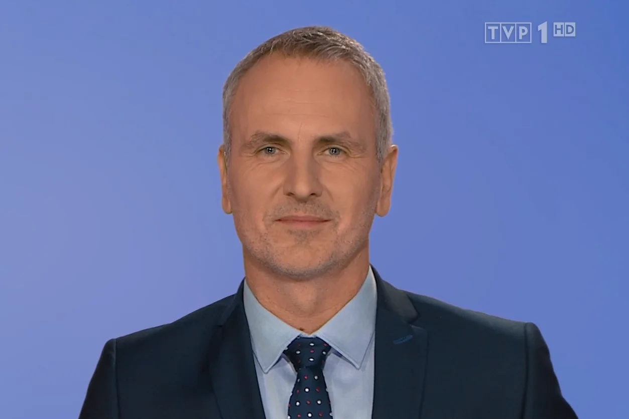 Jacek Kurowski pozostaje twarzą TVP Sport