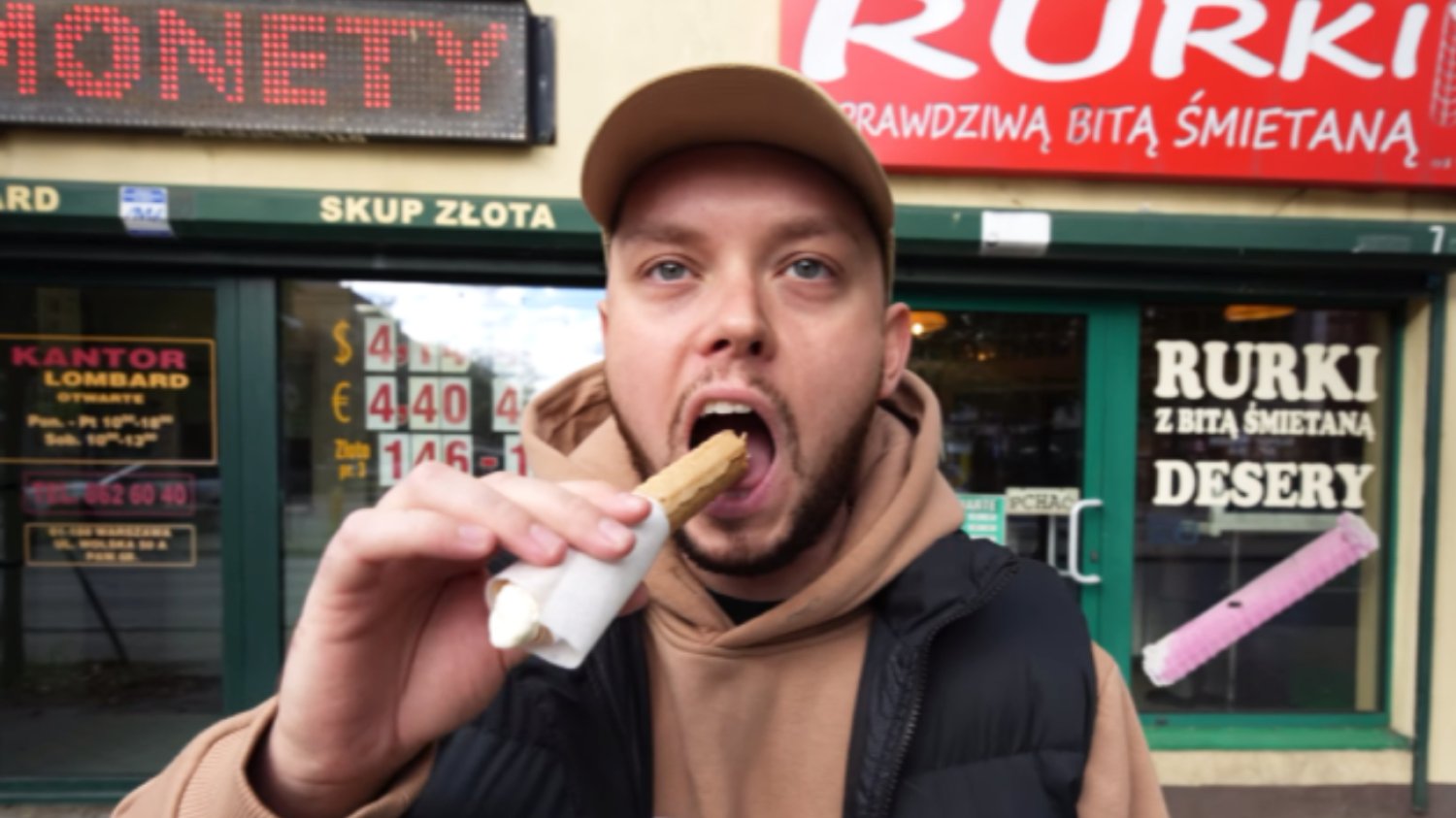 Youtuber Książulo pomógł cukierni. Gdzie zjeść pyszne rurki z kremem?