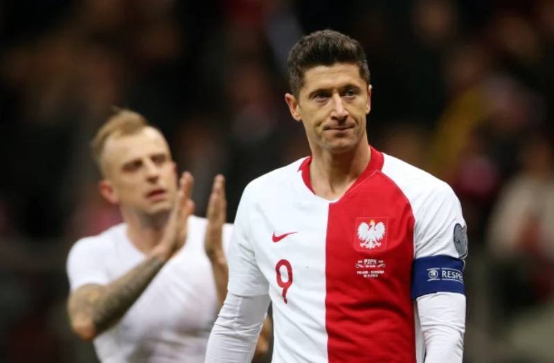 Lewandowski kupił dom na Majorce? Komentarz dla Pudelka.