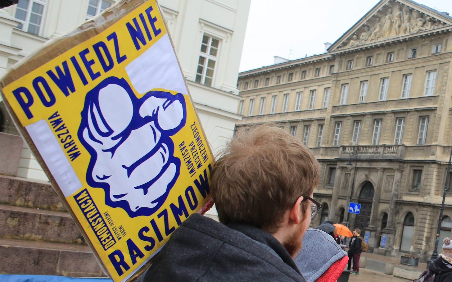 Takie akcje najwidoczniej nie przemawiają do Polaków. Nasilają się rasistowskie i ksenofobiczne incydenty w Warszawie.