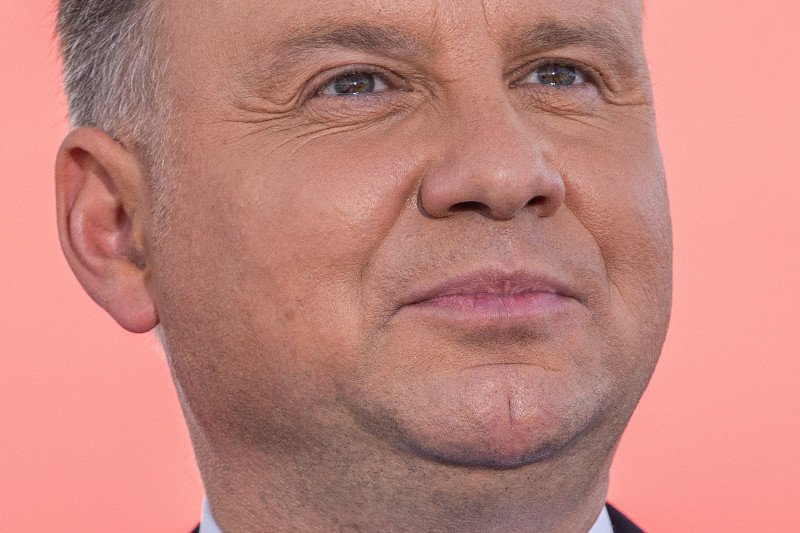 Prezydent Andrzej Duda proponuje kompromis aborcyjny.