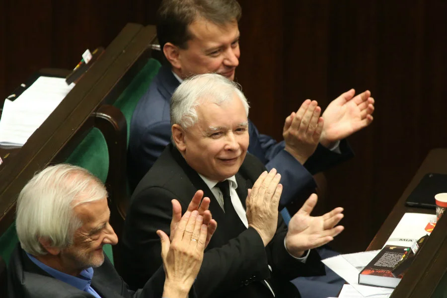 BBC opublikowała materiał o Polsce w paśmie "Newsnight", w którym nazywa sytuację w naszym kraju pełzającym autorytaryzmem.