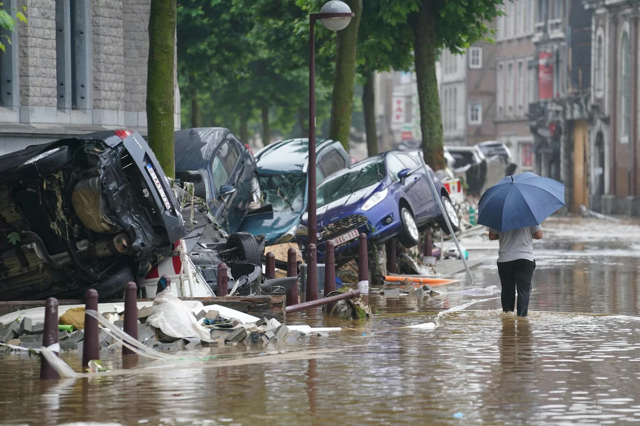 Polskie dzieci uwięzione w belgijskim ośrodku w wyniku powodzi będą ewakuowane.