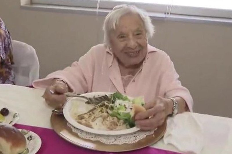 107-latka z Nowego Jorku zdradziła swoją receptę na długie życie.