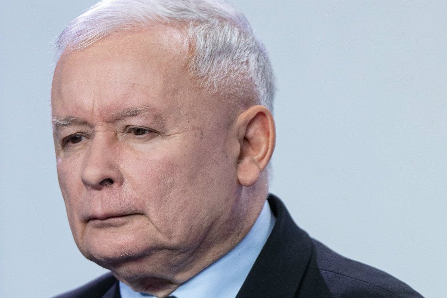 Prawo i Sprawiedliwość jako jedyne traci poparcie w najnowszym sondażu Kantara.