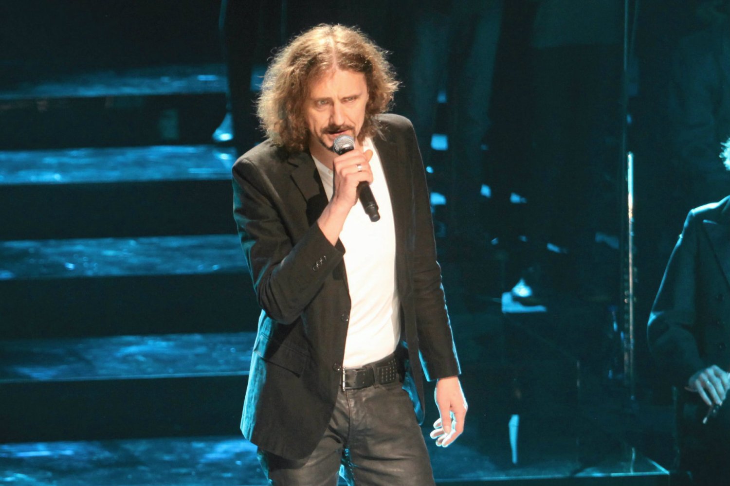 Gienek Loska wciąż znajduje się w śpiączce, a jego rodzina nie ma odpowiednich funduszy na jego ratowanie.