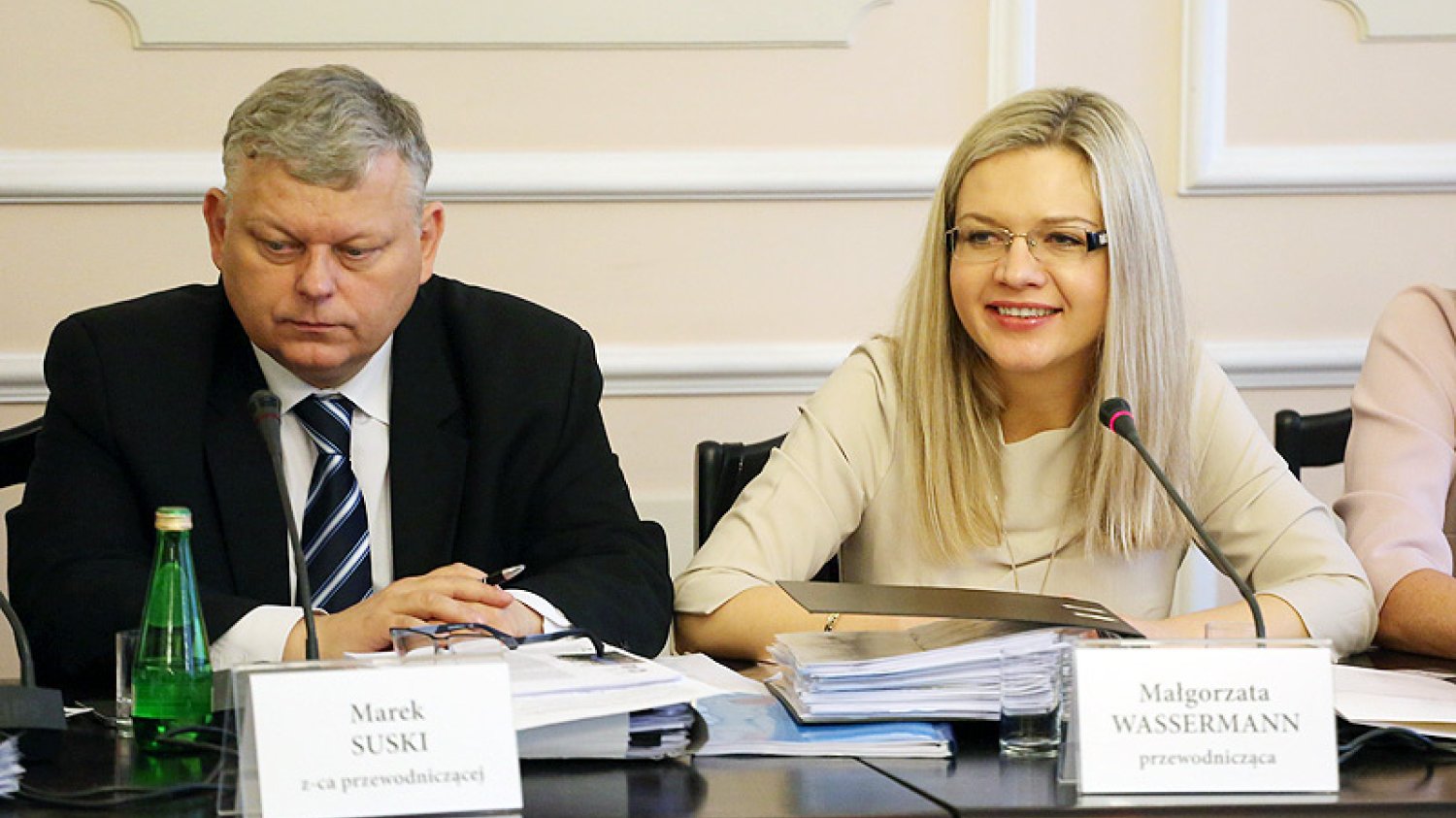 Komisja śledcza ds. Amber Gold znowu zamieniła się w kabaret. Tym razem żarty zrobiono sobie kosztem byłego ministra transportu Sławomira Nowaka.