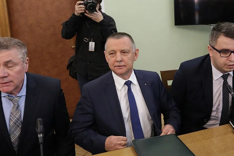 Marian Banaś wyjaśnił w swoim oświadczeniu, po co są hotele na godziny.