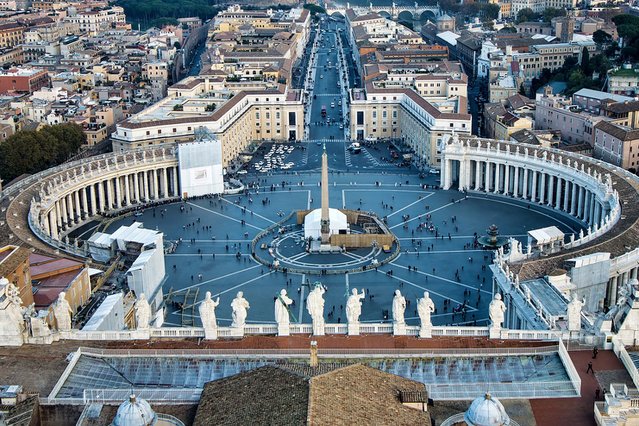 Przez ostatnie dziesięciolecia Watykan miał spore problemy finansowe. Teraz powoli wychodzi z dołka.