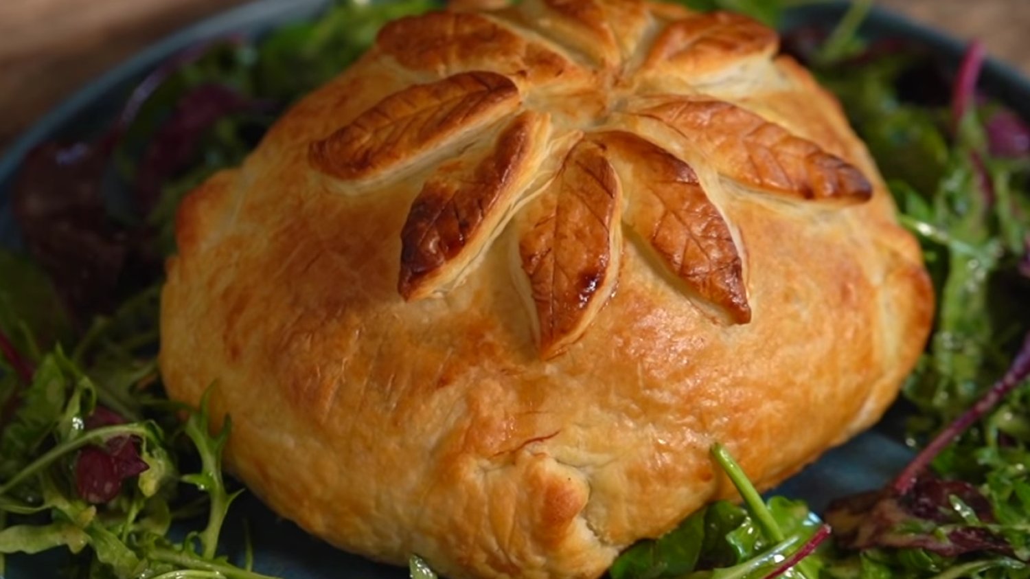 Przepis na camembert w cieście.