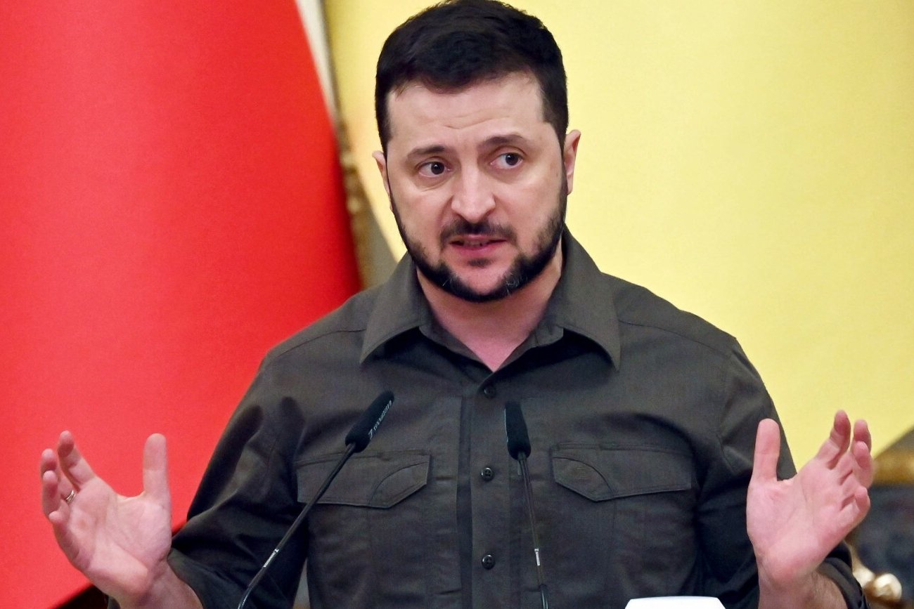 Przewodniczący rosyjskiej Dumy żąda od Zełenskiego wycofania wojsk z terenów samozwańczych republik i uznania Krymu za terytorium neutralne.