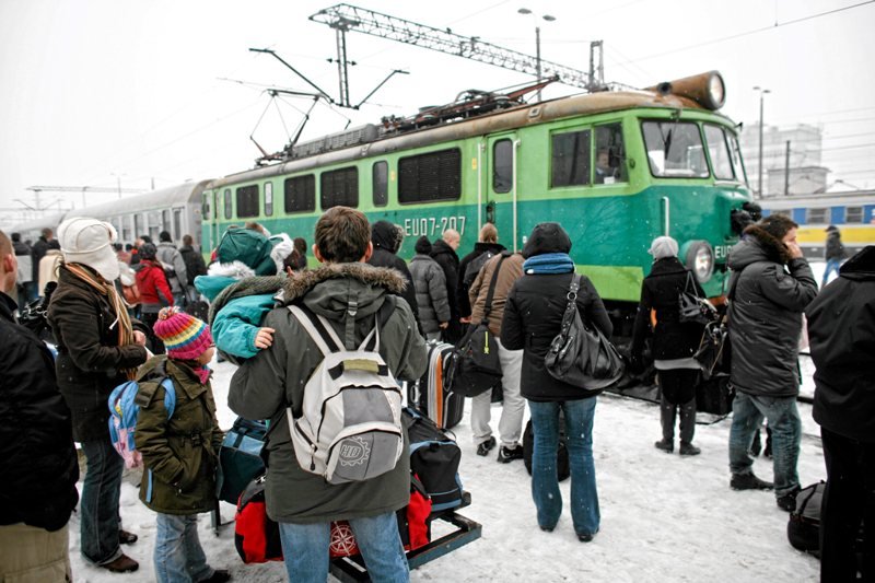 Przedświąteczna gorączka podróż? Lepiej już teraz się na nią przygotować.