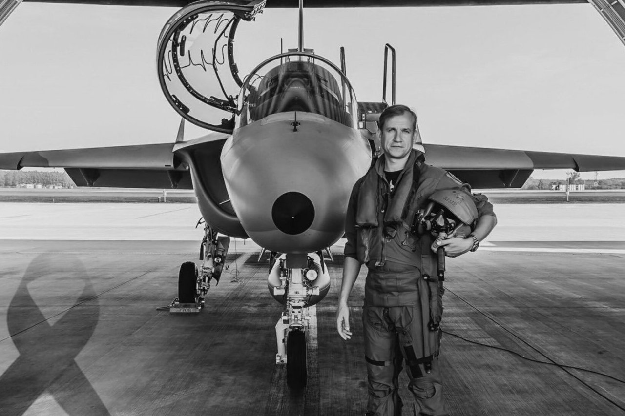 Robert Jeł nie żyje. Ujawniono, że to on siedział za starami M-346 Bielik.