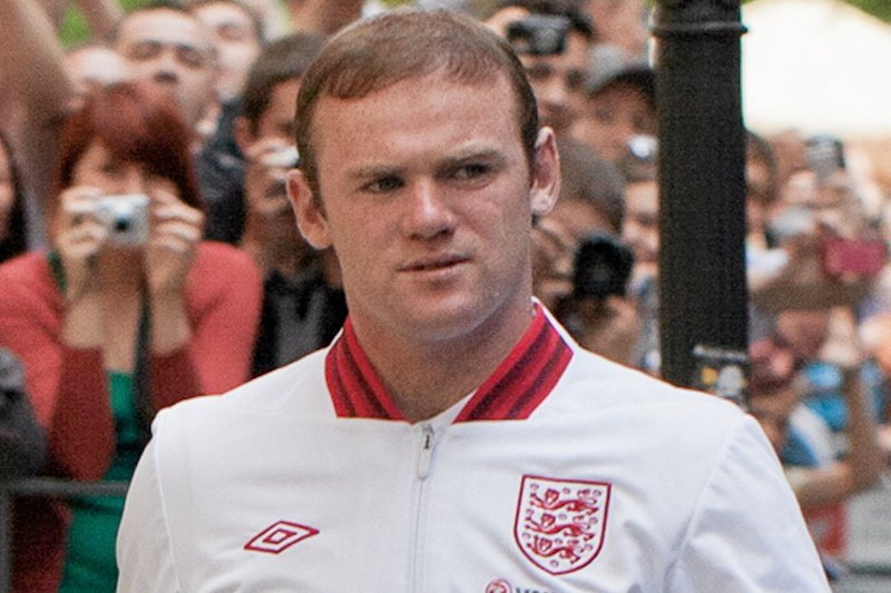 Wayne Rooney swojego karnego wykorzystał. To jednak za mało, żeby pokonać Włochów.