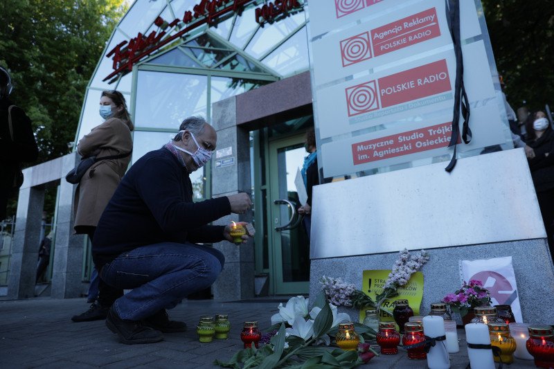 Protest przed siedzibą Programu III Polskiego Radia w maju 2020 roku.