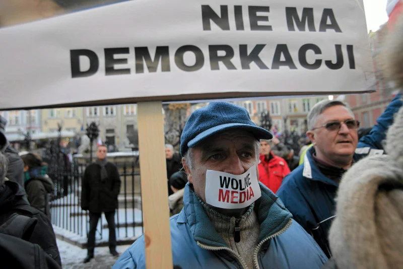 Hasła o demokracji to dla młodych za mało.