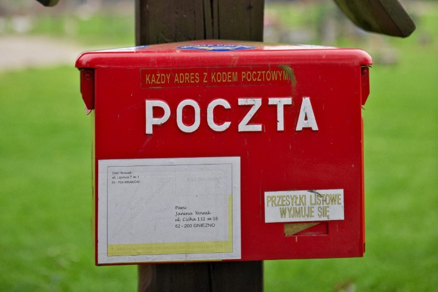 Nawet 10 tys. zł kary można dostać za brak skrzynki pocztowej. Tak stanowi prawo pocztowe.