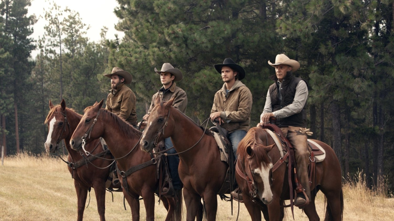 Oto 5 powodów, dla których "Yellowstone", dostępny na platformie SkyShowtime neo-westernowy serial dramatyczny z Kevinem Costnerem w roli głównej, odniósł tak gigantyczny sukces.
