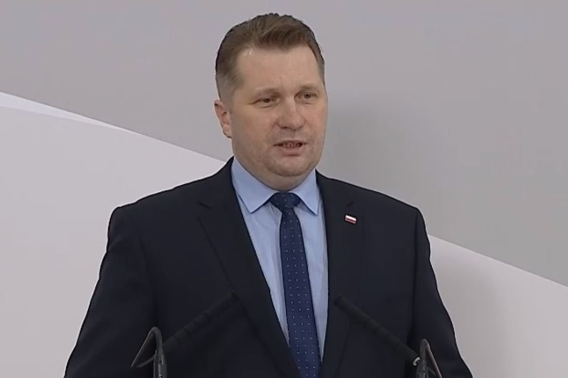 Minister Czarnek dalej nie podał konkretów