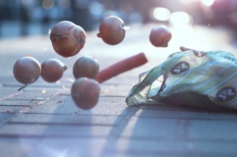 Nowa reklama "Gazety Polskiej" jest dość... oryginalna