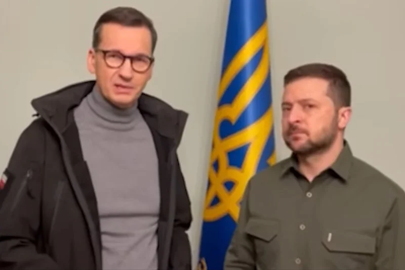Morawiecki na wspólnym nagraniu z Zełenskim. "Zawsze będziemy was wspierać"