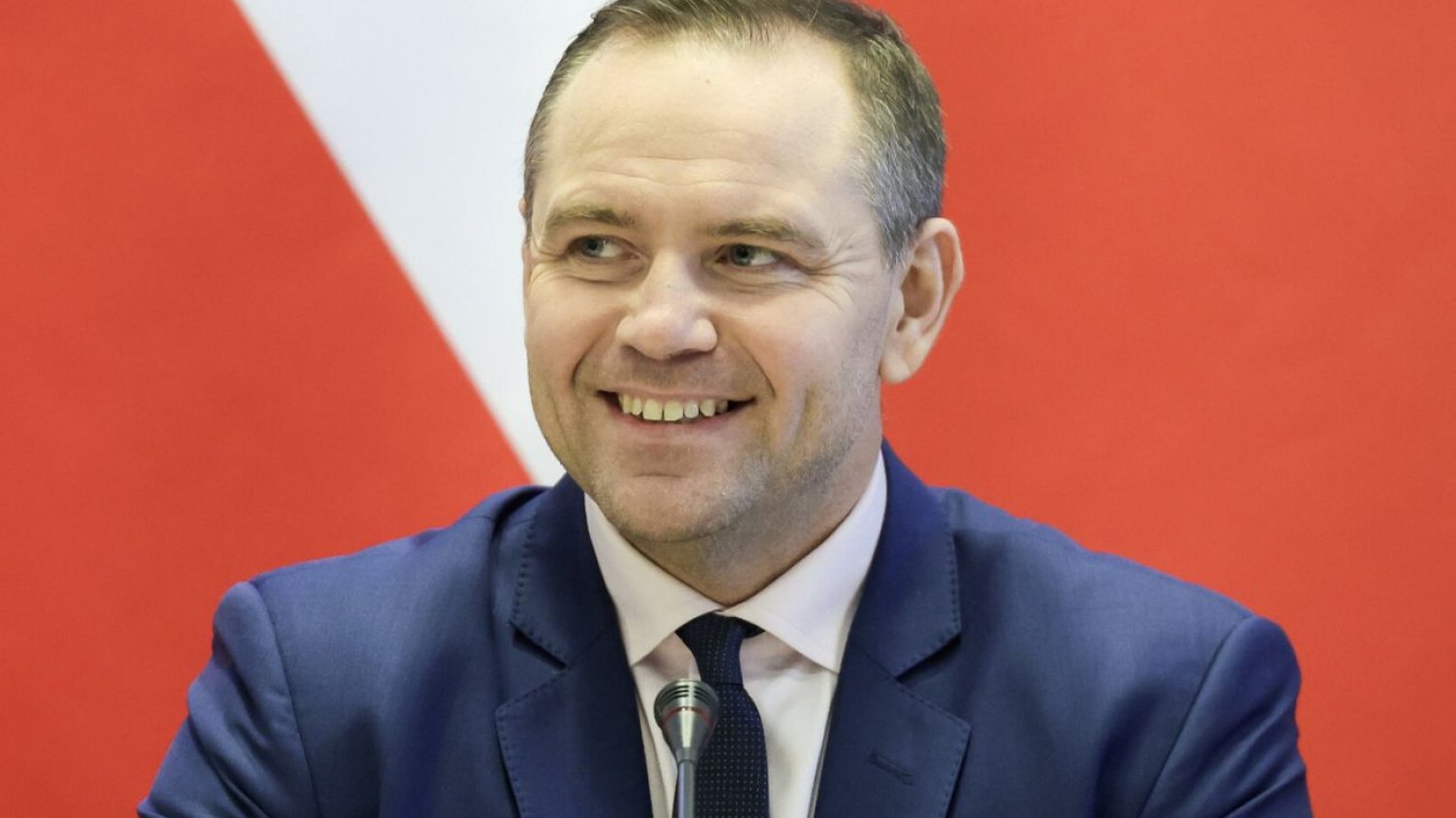 Karol Nawrocki odpowiedział prof. Dudkowi. Powiedział, czego oczekuje. Nawrocki odpowiedział prof. Dudkowi. Oczekuje przeprosin z jego strony.