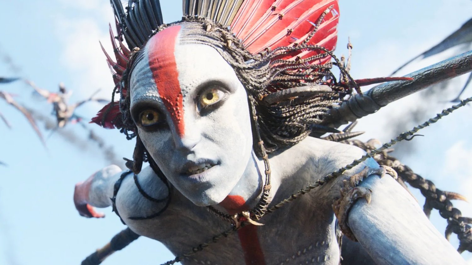 Oona Chaplin jako Varang w filmie "Avatar: Ogień i popiół"