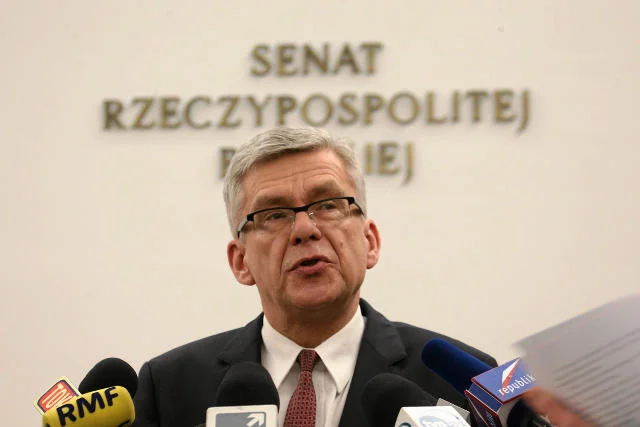 Marszałek Senatu nie jest zaniepokojony wprowadzanymi zmianami w służbie cywilnej i mediach