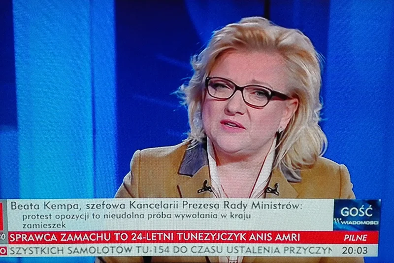 Cała Polska się śmieje, a Kempa powtarza po Kaczyńskim: "To był pucz"