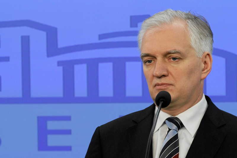 Jarosław Gowin porównuje propozycję przyznania głosów rodzicom do przyznania prawa do głosowania kobietom.