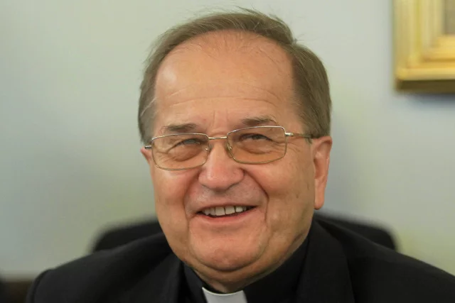 O. Tadeusz Rydzyk zaprosił Bronisława Komorowskiego i Andrzeja Dudę do Telewizji Trwam