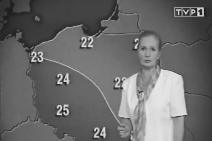 Elżbieta Sommer pracowała w telewizji jako pogodynka od 1963 roku. Nazywano ją "Chmurką".