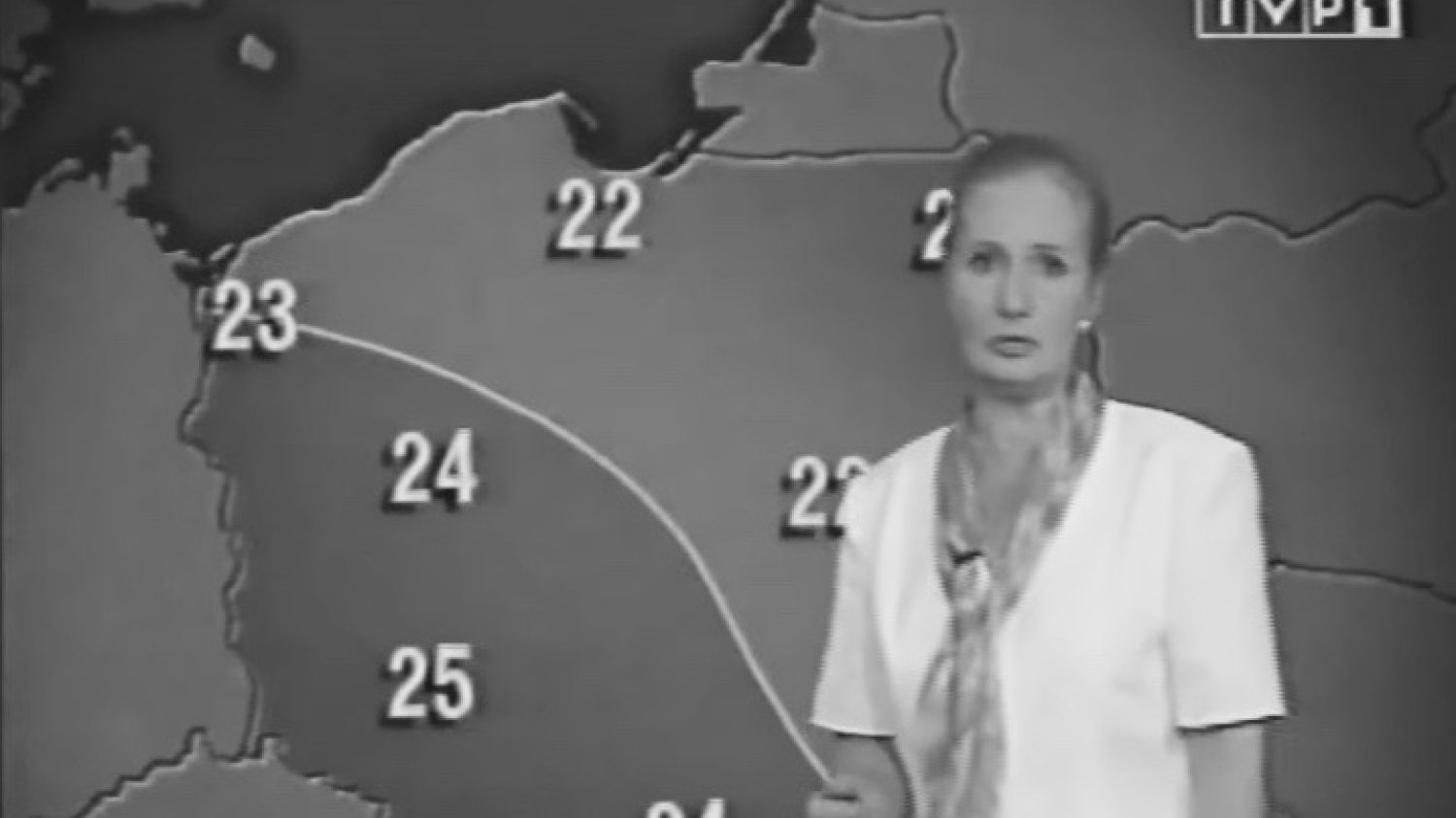 Elżbieta Sommer pracowała w telewizji jako pogodynka od 1963 roku. Nazywano ją "Chmurką".