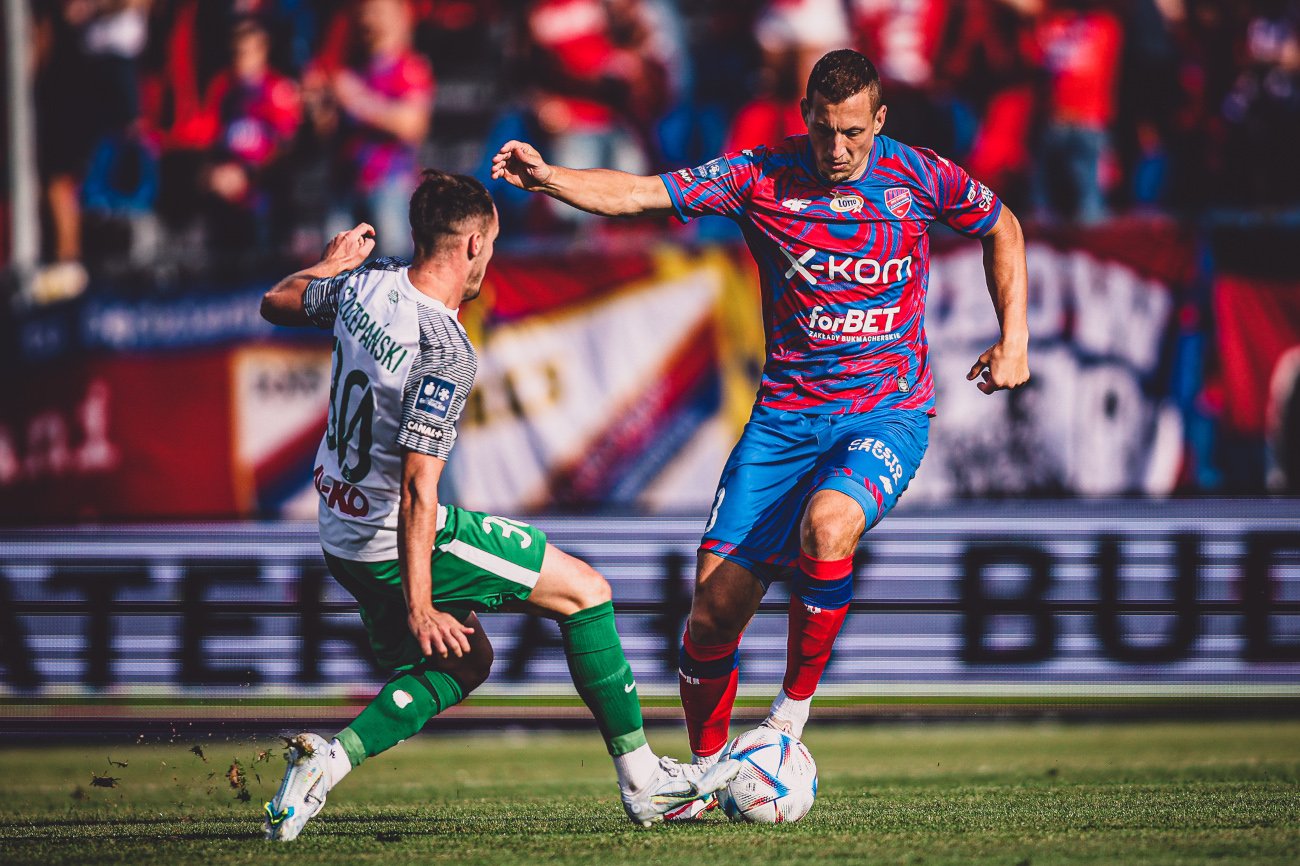 Wicemistrzowie Polski efektywnie rozpoczęli sezon ligowy. Raków Częstochowa zwyciężył 1:0 (0:0) z Wartą Poznań.