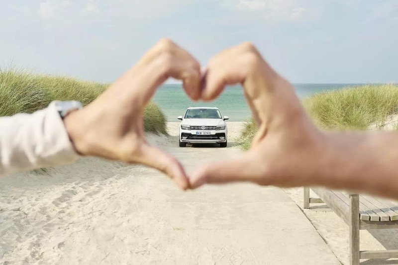 Volkswagen przedstawił specjalną ofertę dla kierowców. Szeroka gama dostępnych od ręki modeli samochodów została objęta rabatami i propozycją leasingu