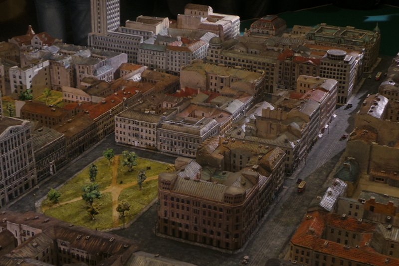 Okolice Placu Dąbrowskiego i Alei Marszałkowskiej