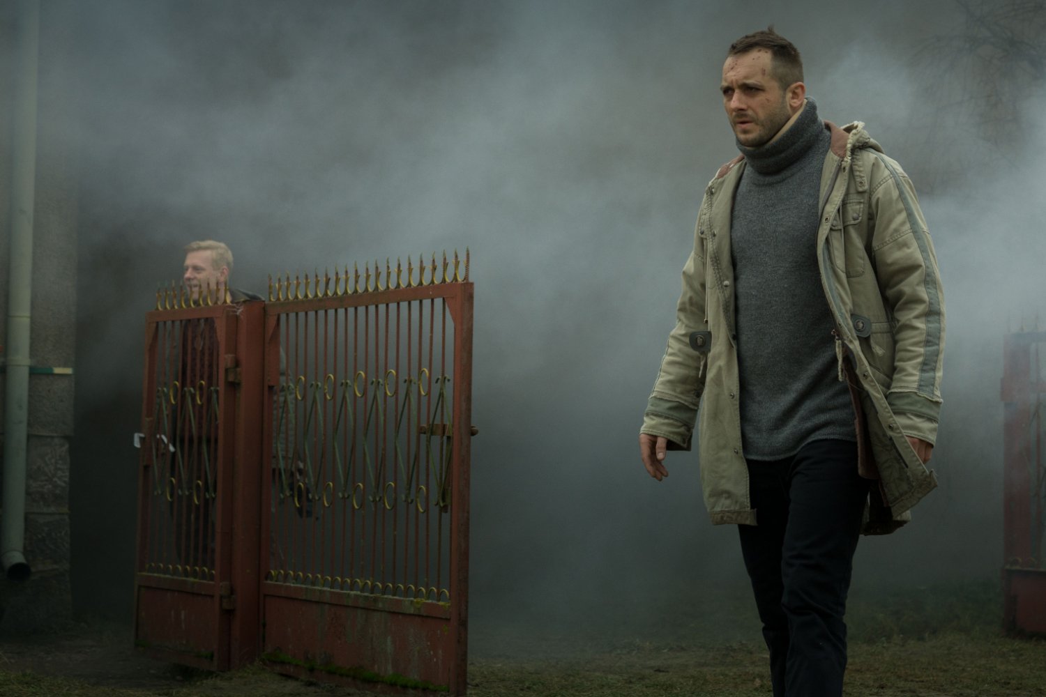 "KRUK. Szepty słychać po zmroku" to nowy polski serial wyprodukowany przez Canal+. Akcja mrocznego thrillera toczy się na Podlasiu