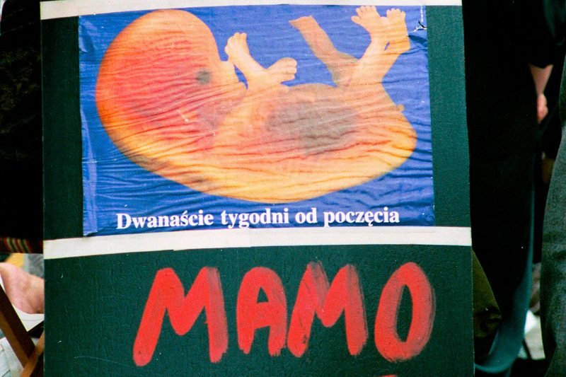 Propozycja nowych przepisów w sprawie aborcji budzi spore kontrowersje.