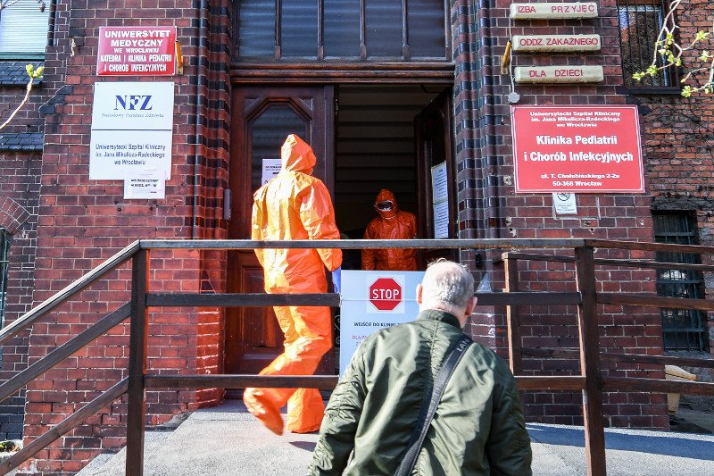 Ministerstwo zdrowia przedstawia nowy bilans koronawirusa.