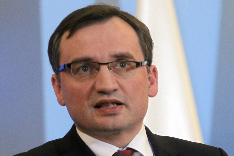 Ziobro nie odpuszcza sędziom.