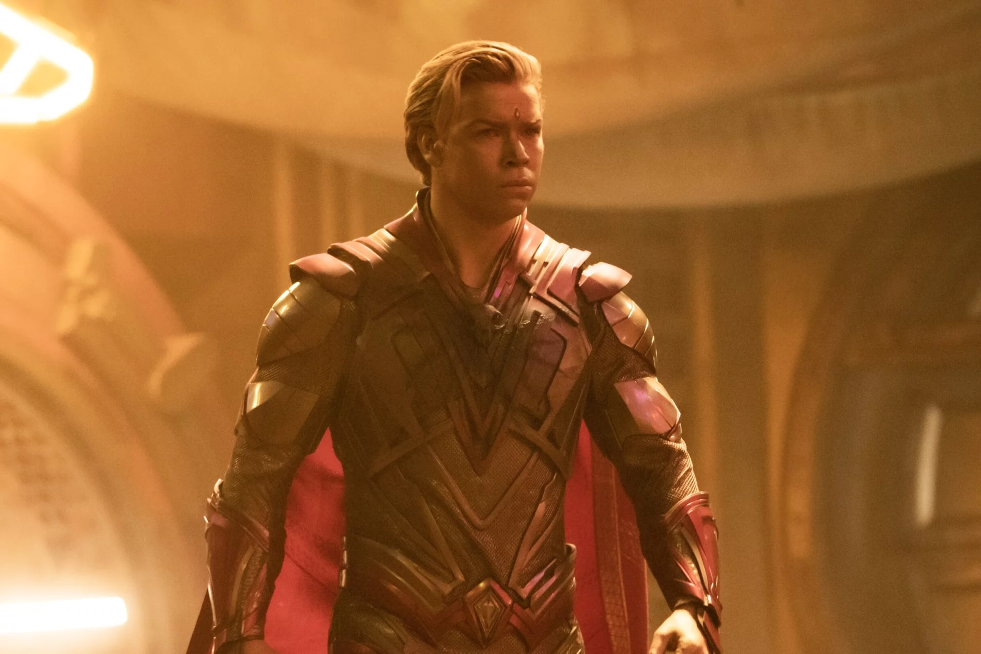 Will Poulter jako Adam Warlock w filmie "Strażnicy Galaktyki 3".