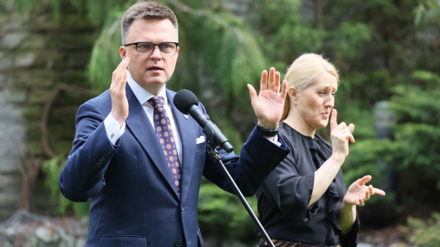 Hołownia o bankach i kredytach.