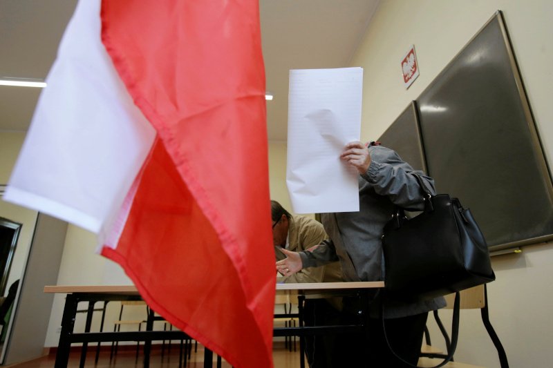 45 tys. kart wyborczych dla Polaków za granicą nie wróciło do placówek dyplomatycznych.