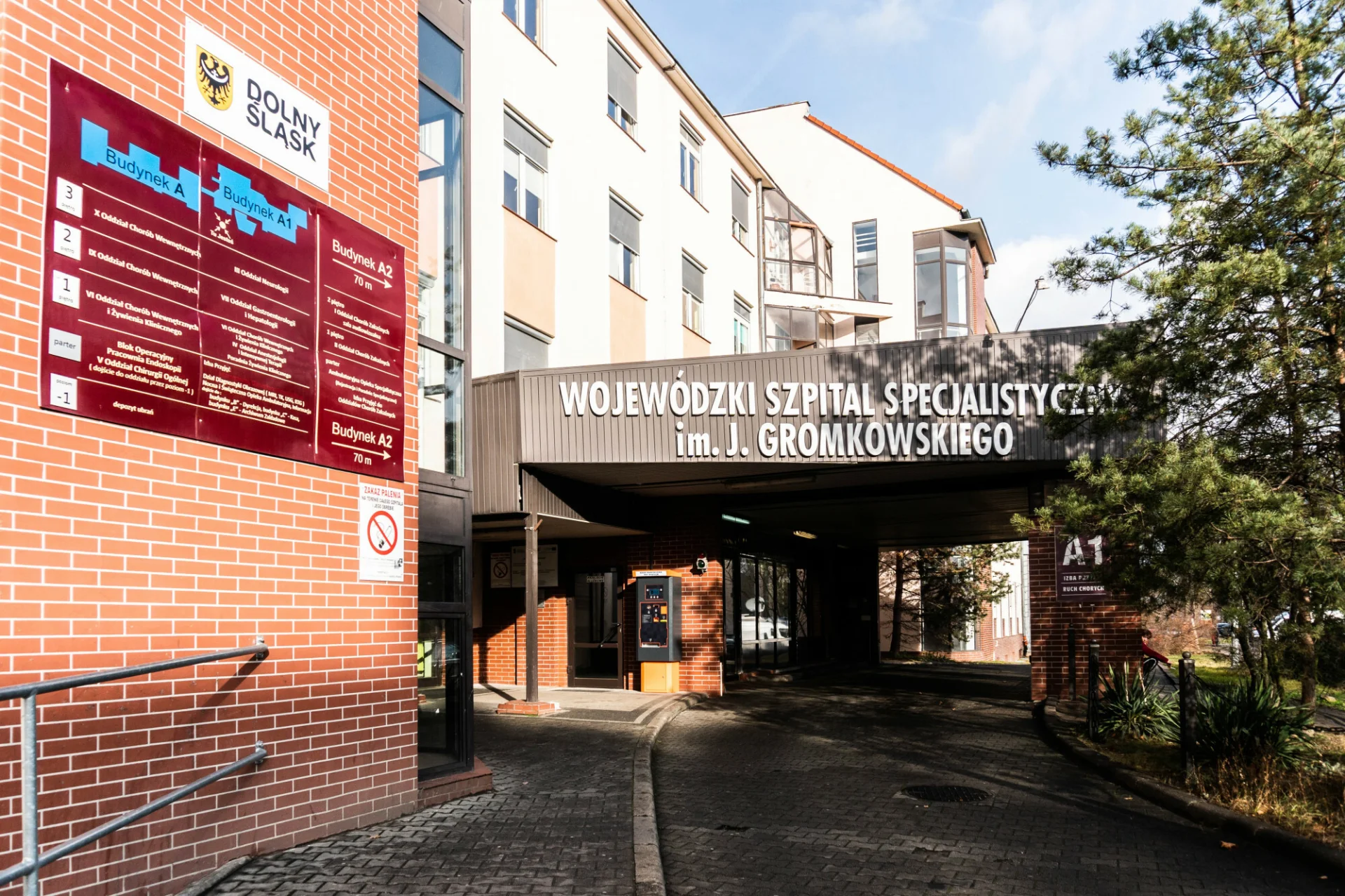 Czworaczki przyszły na świat w Wojewódzkim Szpitalu Specjalistycznym we Wrocławiu.