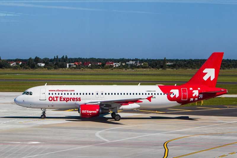 Samolot linii OLT Express