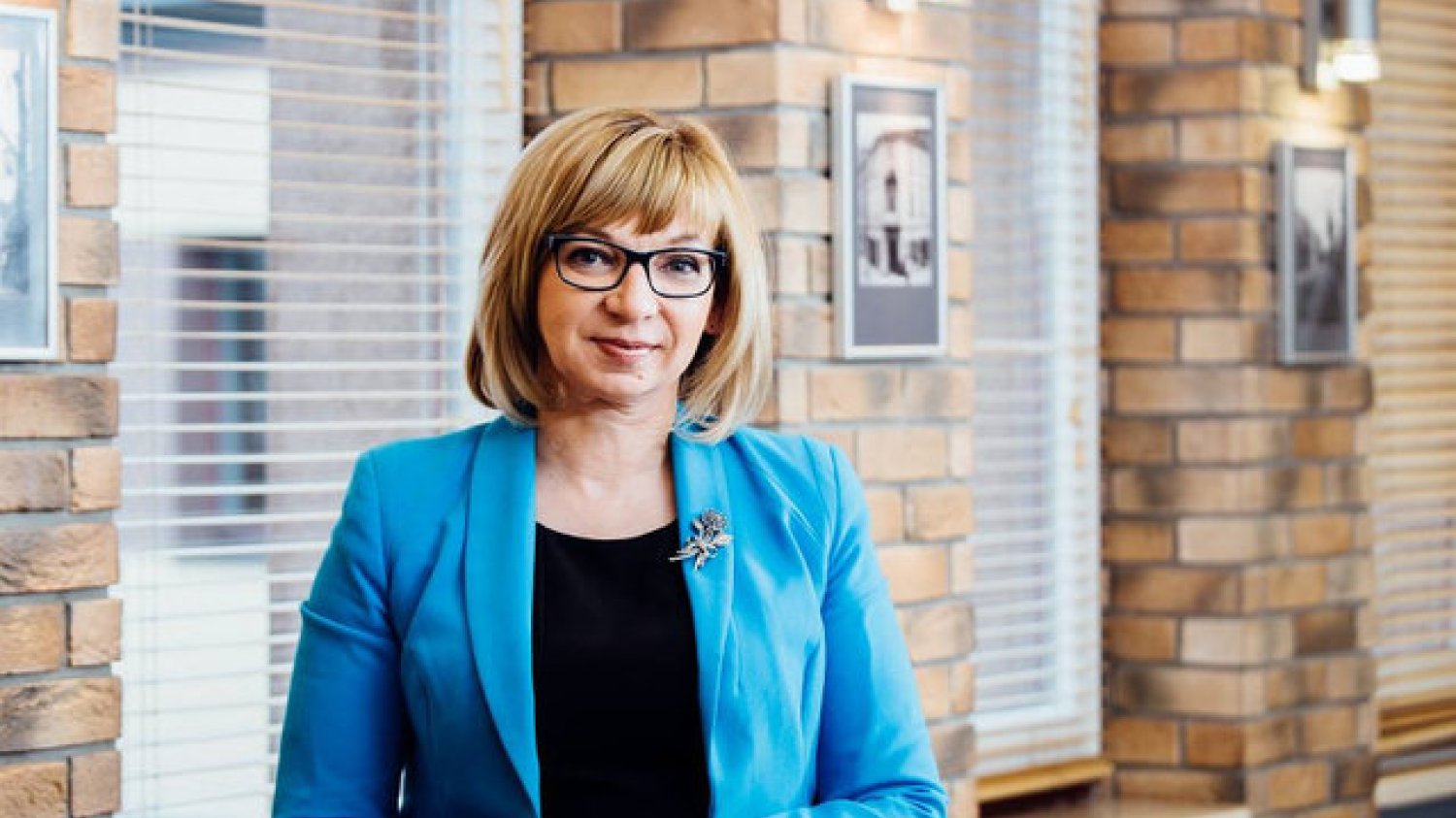 Burmistrz Wołomina Elżbieta Radwan. To jej Robert Biedroń ustąpił miejsca.