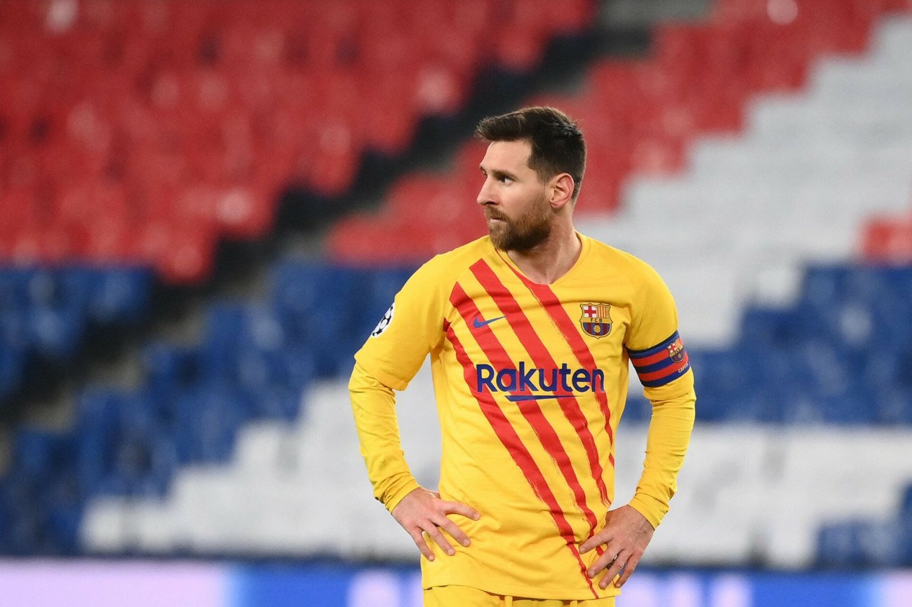Lionel Messi po ponad dwóch dekadach gry w Katalonii przenosi się do Paryża